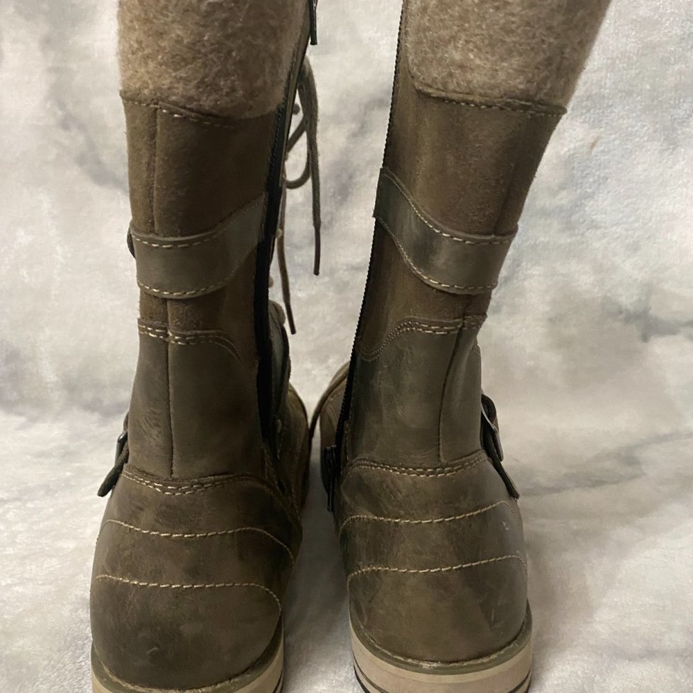 L.L. Bean Brown Lace Up Boots - Picture 6 of 6